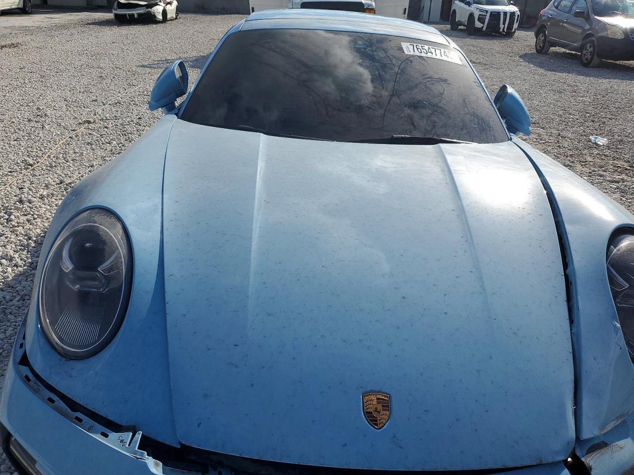2022 PORSCHE 911