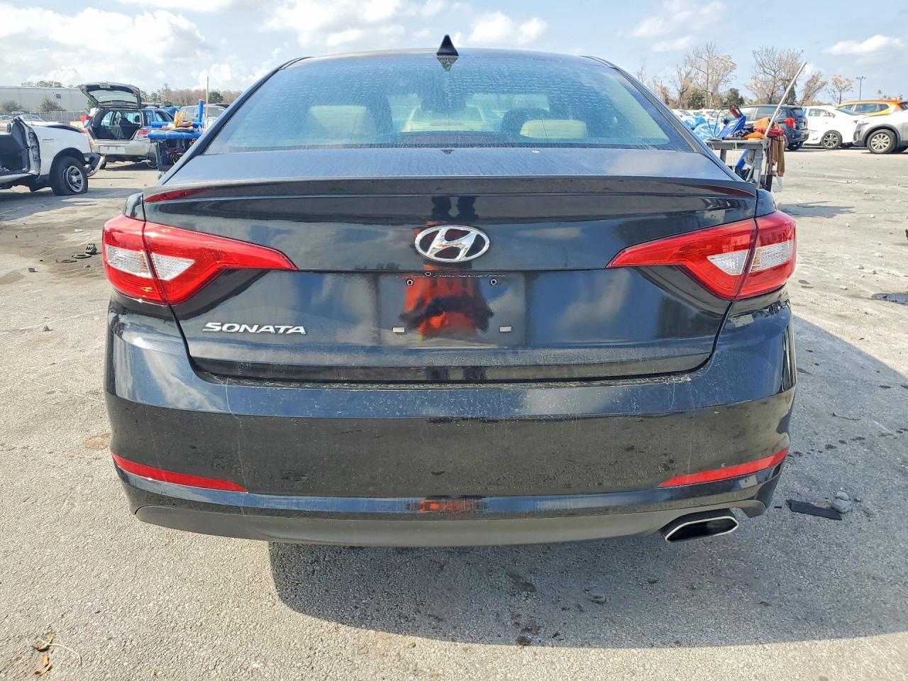 2016 HYUNDAI SONATA
