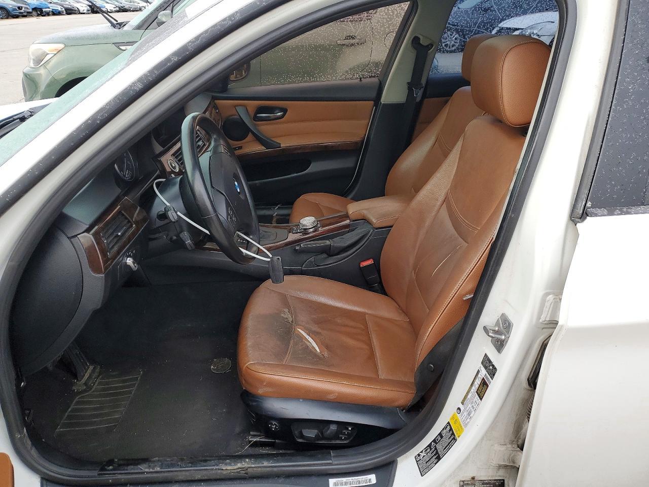 2011 BMW 3 SERIES