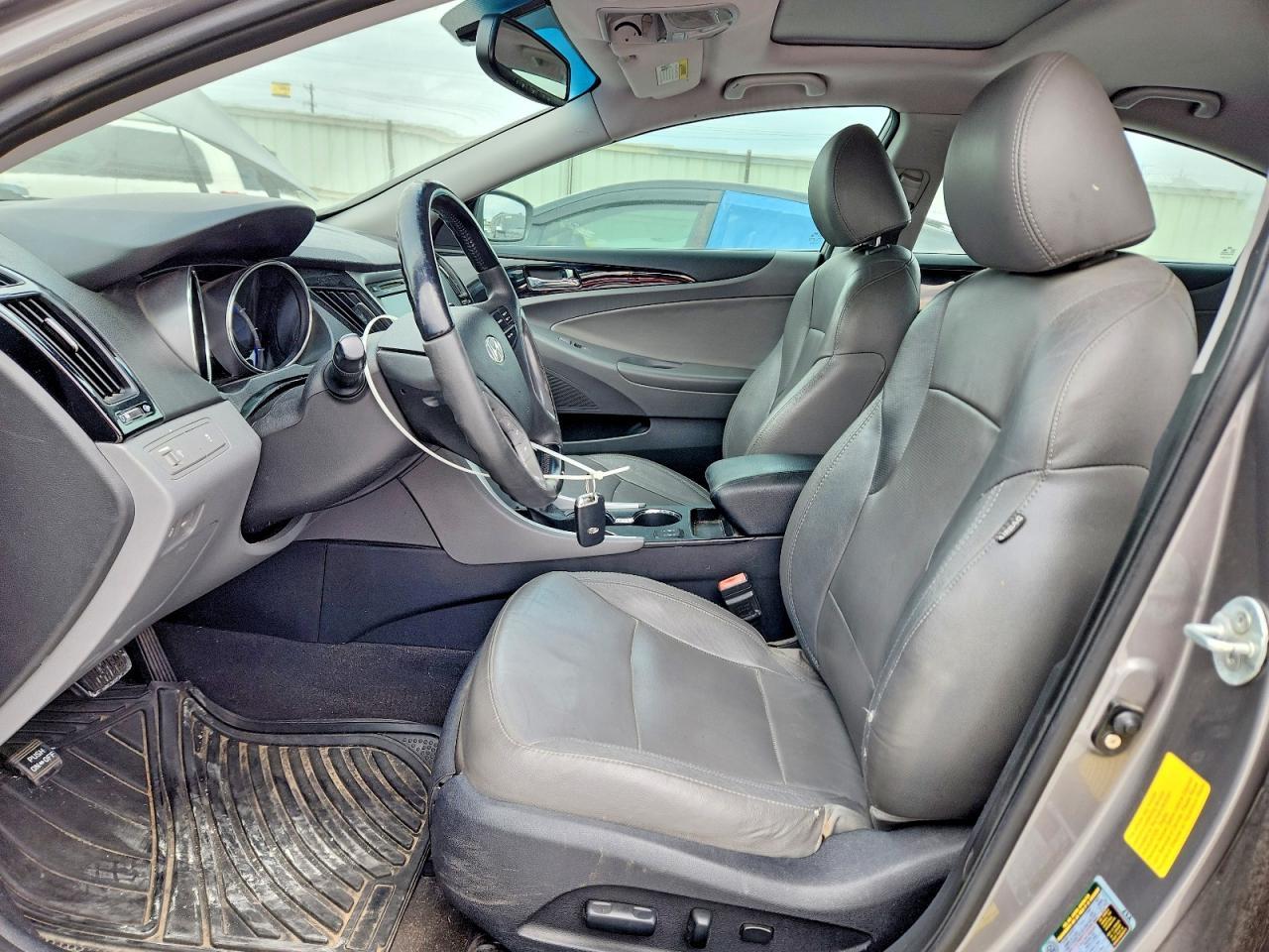 2011 HYUNDAI SONATA