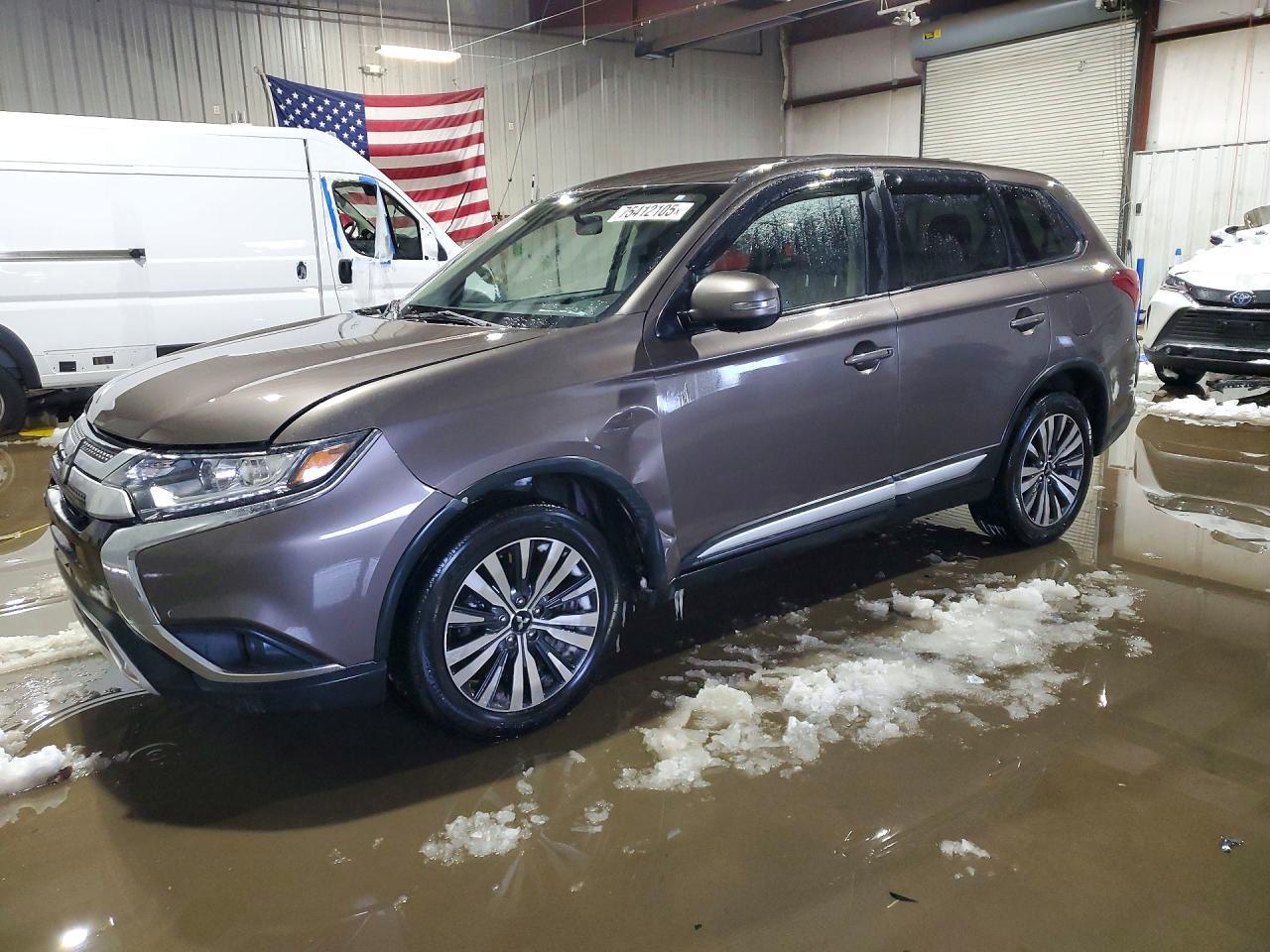 2019 MITSUBISHI outlander