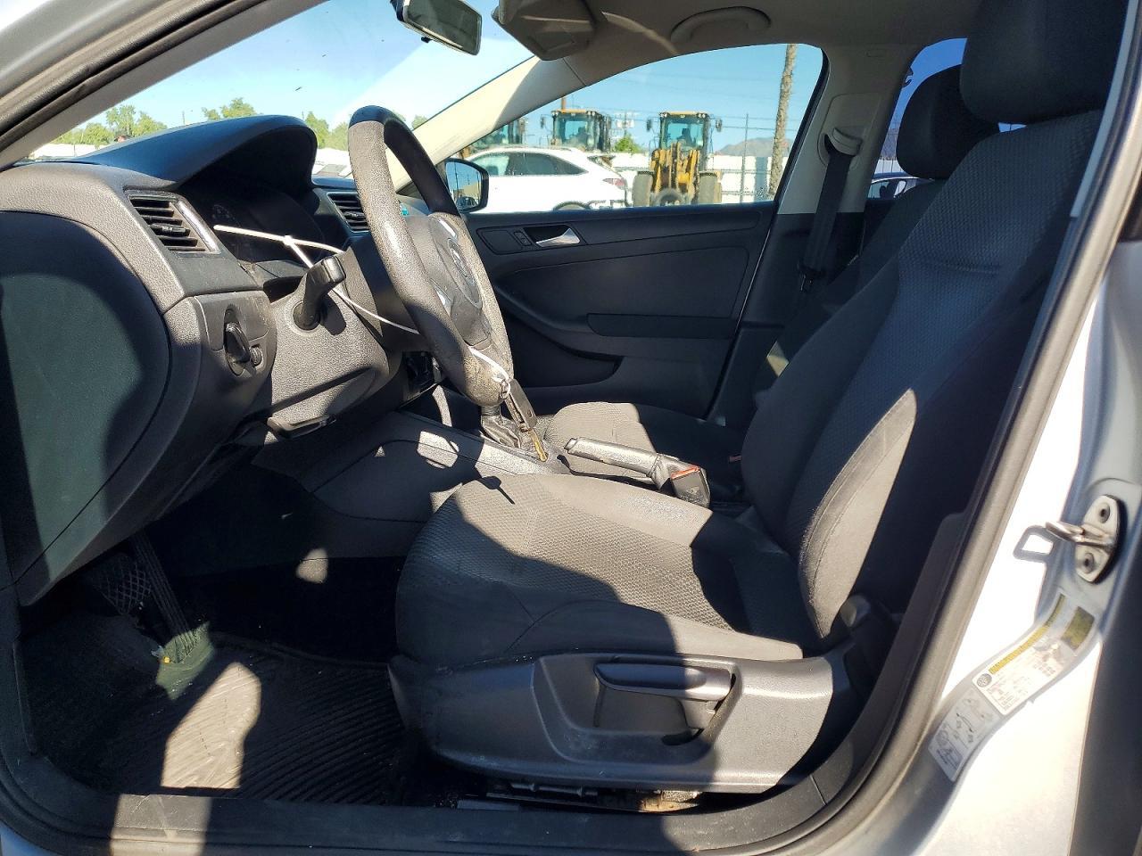 2012 VOLKSWAGEN JETTA