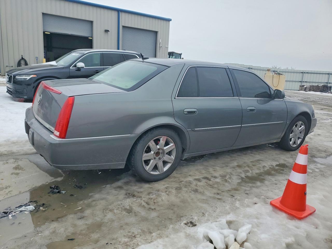 2006 CADILLAC DTS