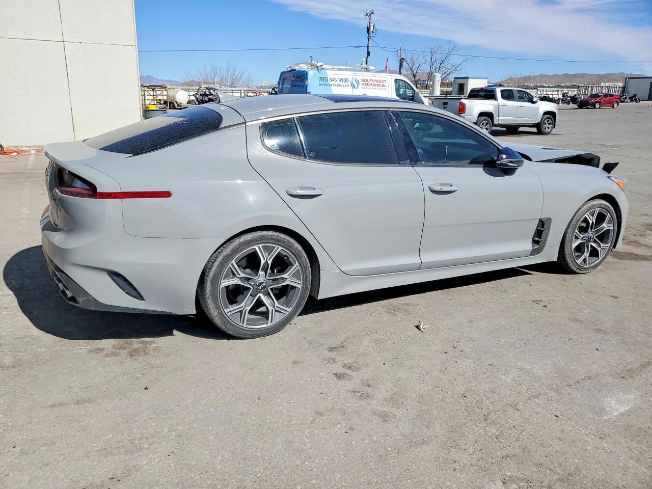 2021 KIA Stinger