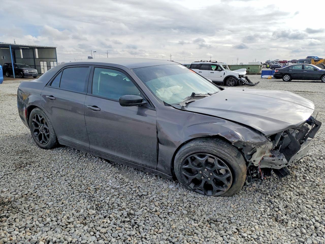 2022 CHRYSLER 300
