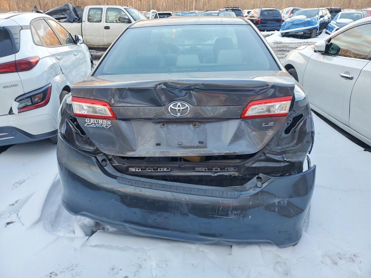 2012 TOYOTA CAMRY
