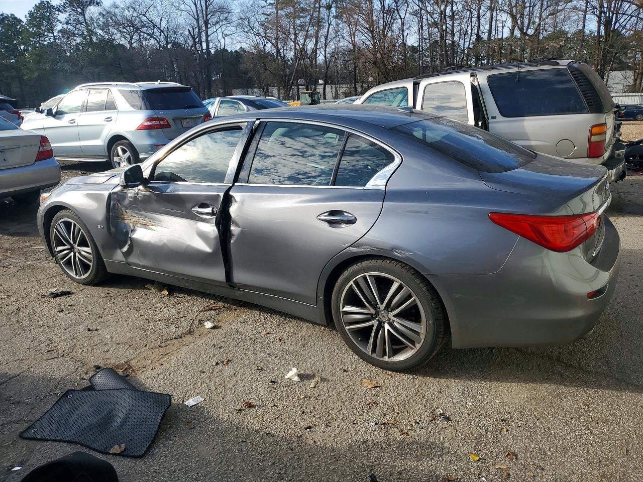 2014 INFINITI Q50