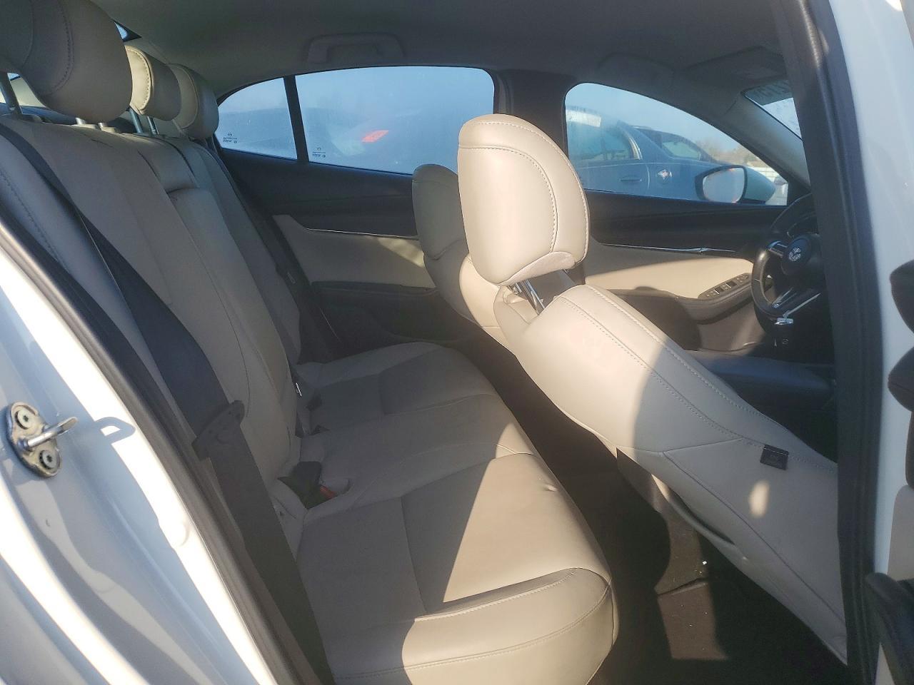 2019 MAZDA 3