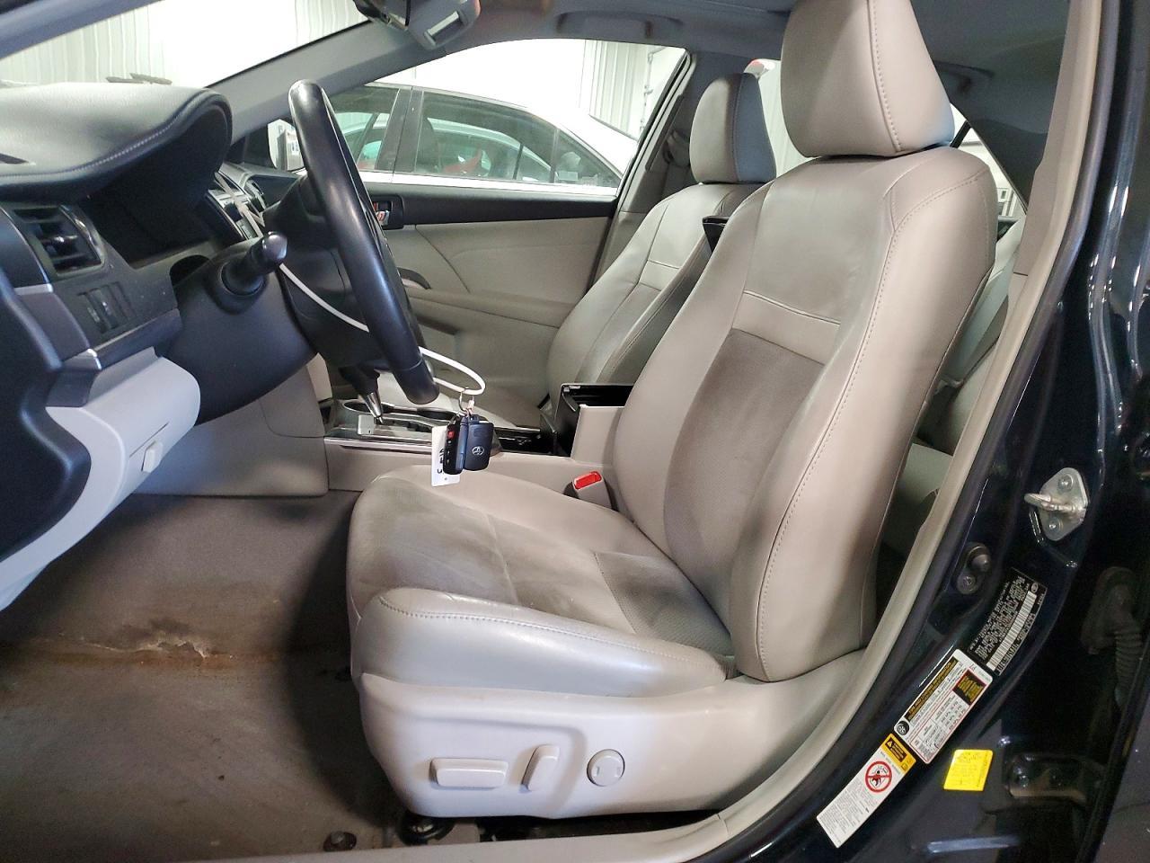 2013 TOYOTA CAMRY