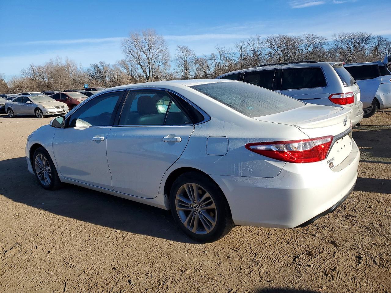 2015 TOYOTA CAMRY