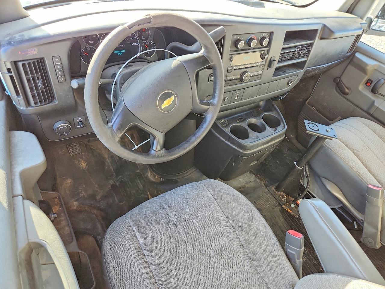 2011 CHEVROLET EXPRESS 2500