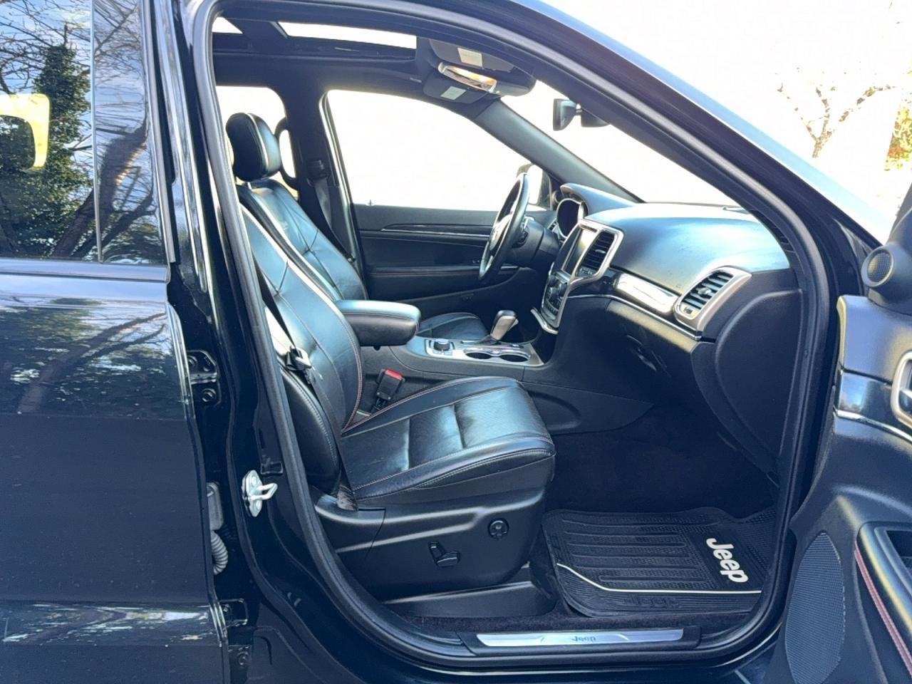 2017 JEEP Grand Cherokee