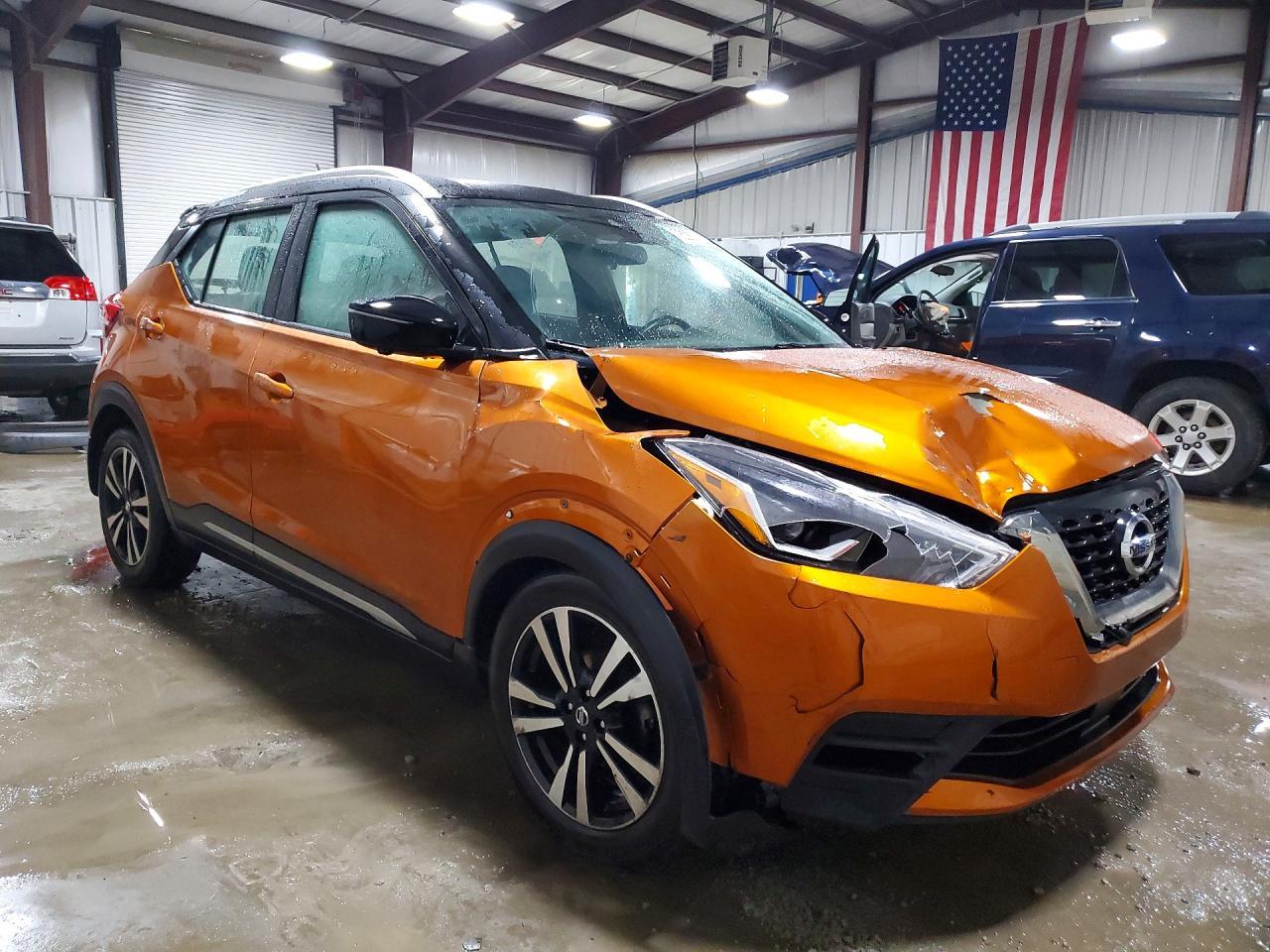 2020 NISSAN KICKS