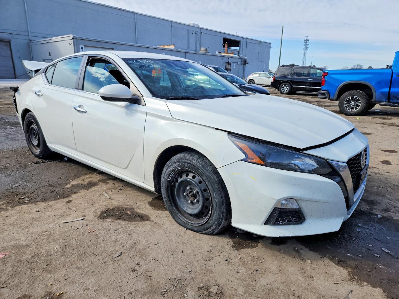 2022 NISSAN ALTIMA