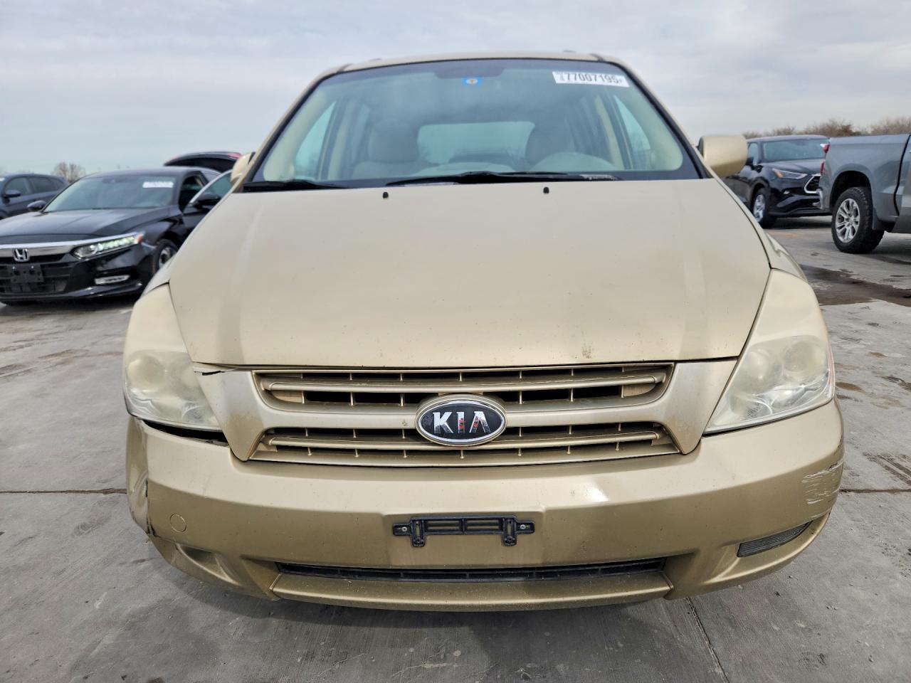 2010 KIA SEDONA