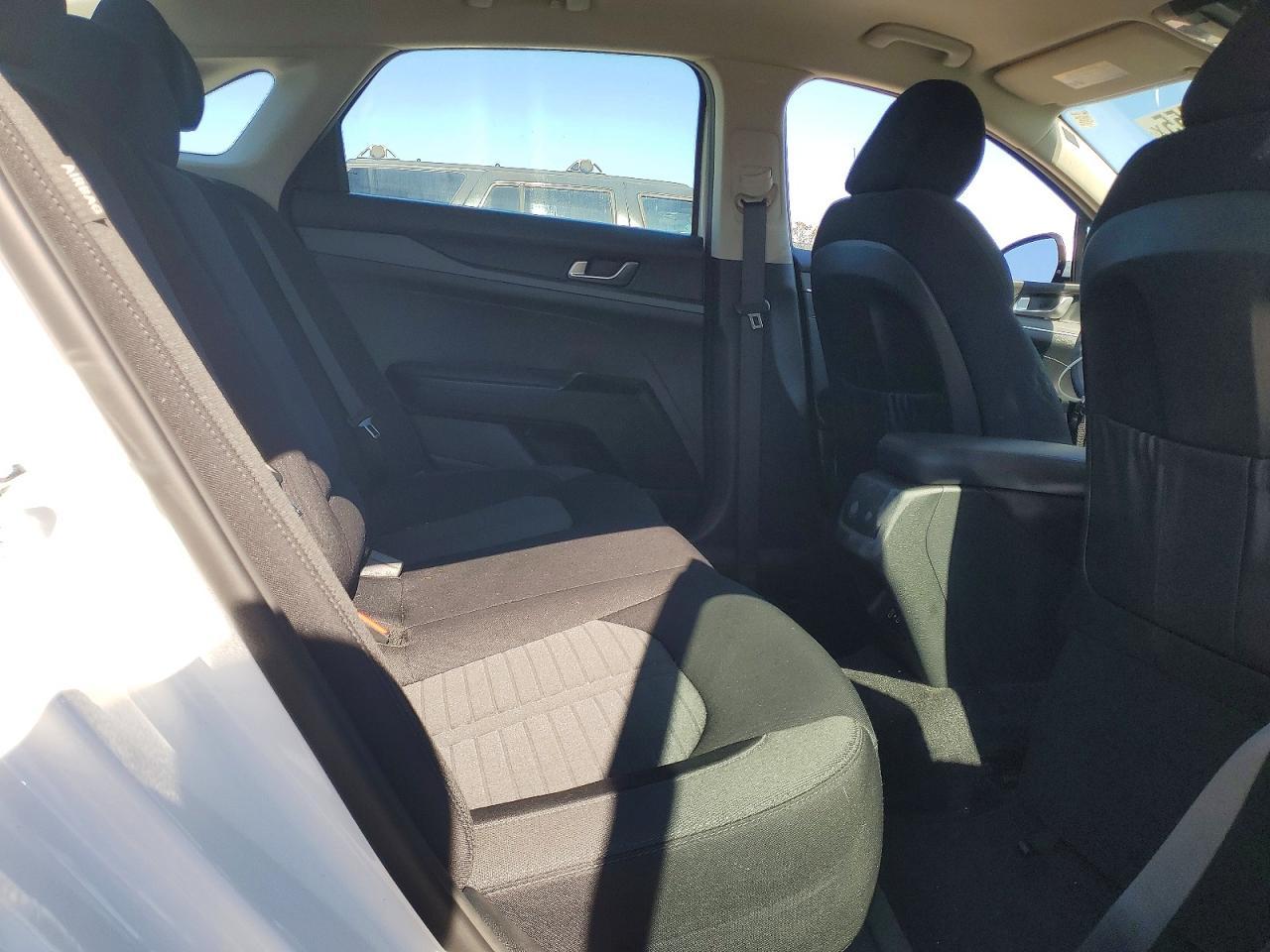 2025 KIA K5