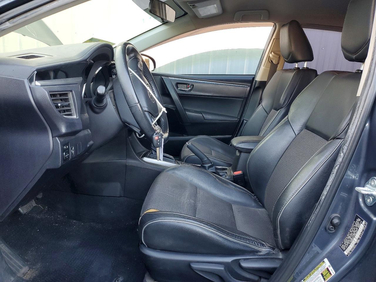 2015 TOYOTA COROLLA