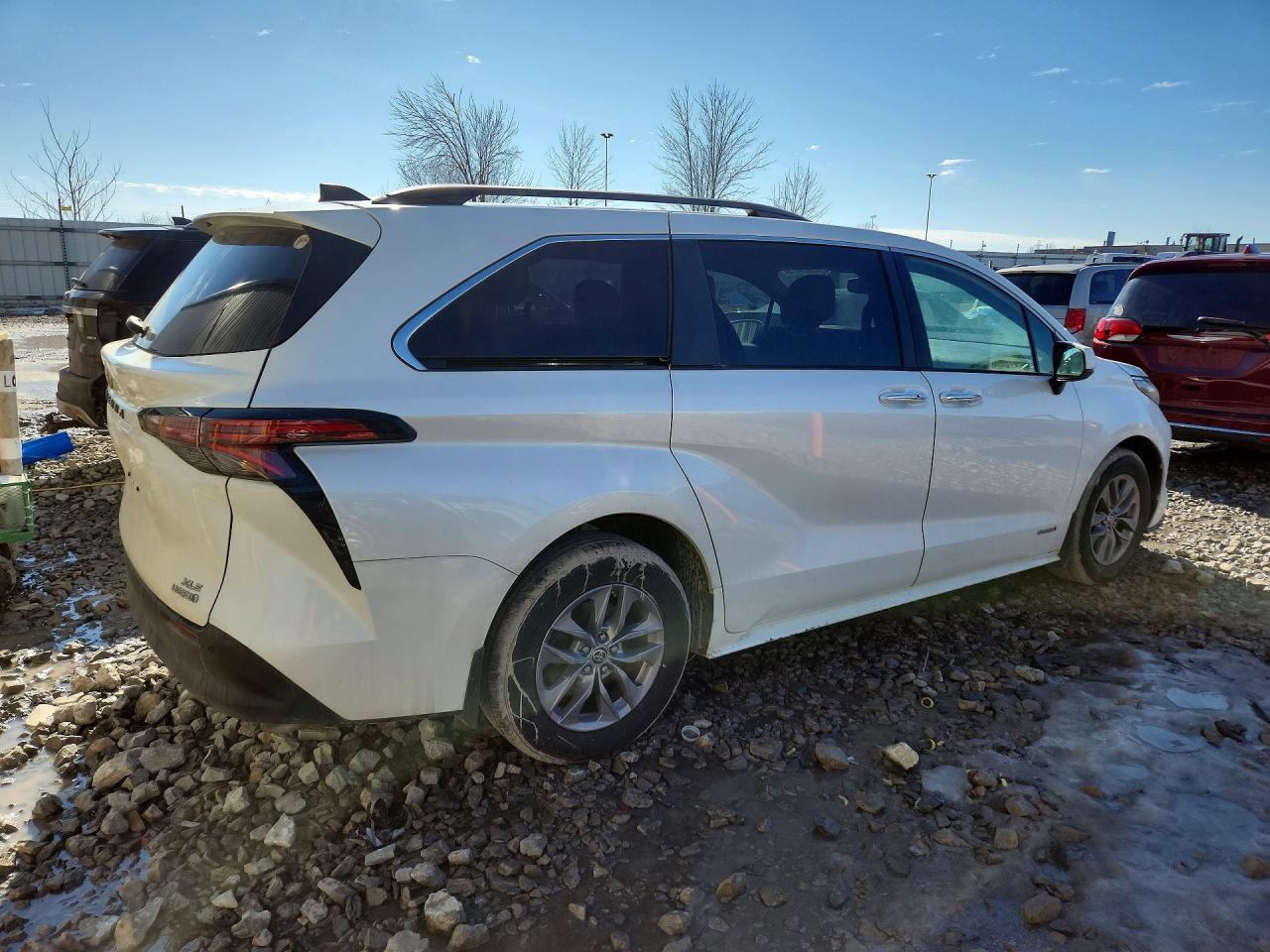 2021 TOYOTA SIENNA