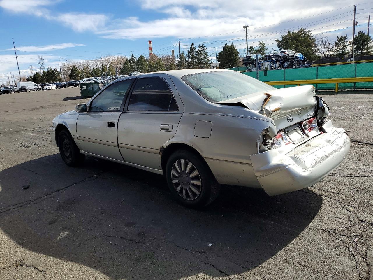 2000 TOYOTA CAMRY