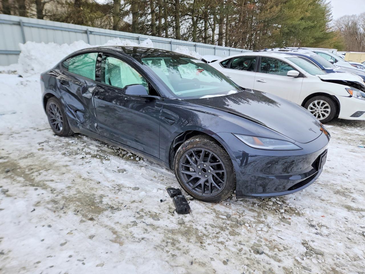 2026 TESLA MODEL 3