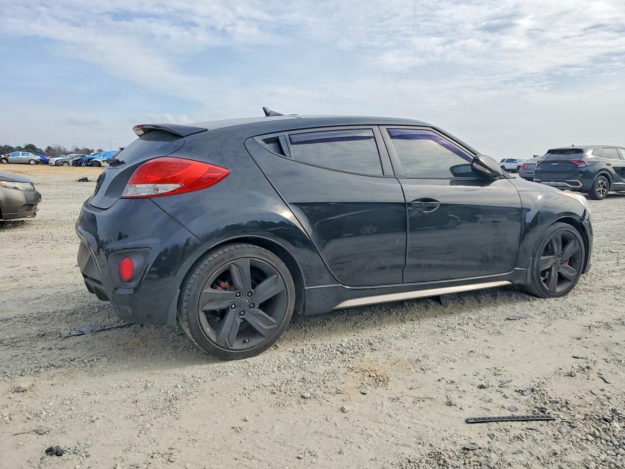 2013 HYUNDAI VELOSTER