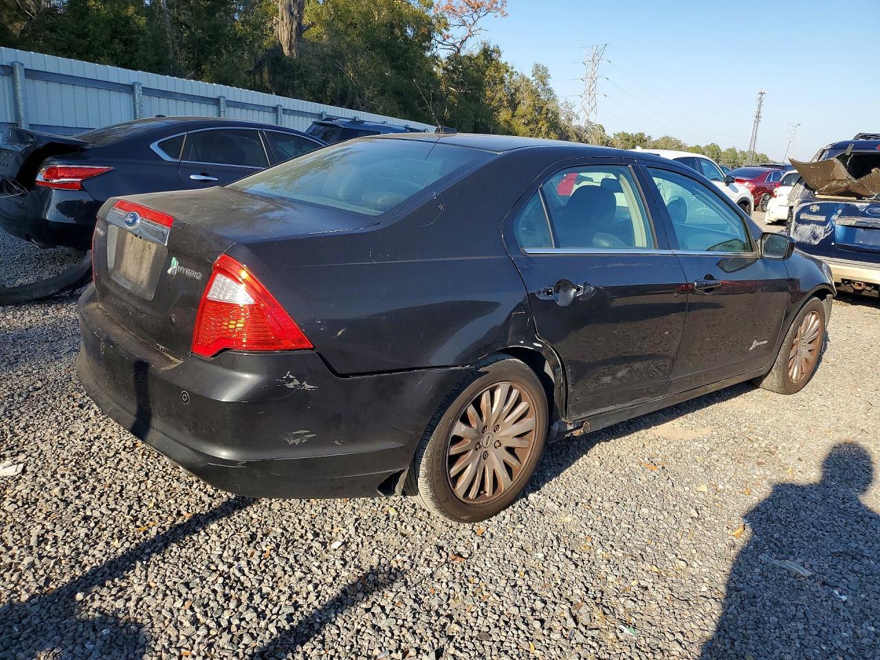 2011 FORD FUSION