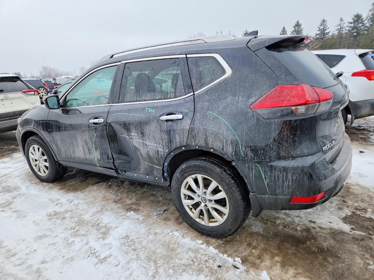 2017 NISSAN ROGUE