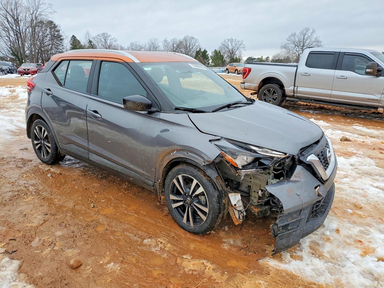 2019 NISSAN KICKS
