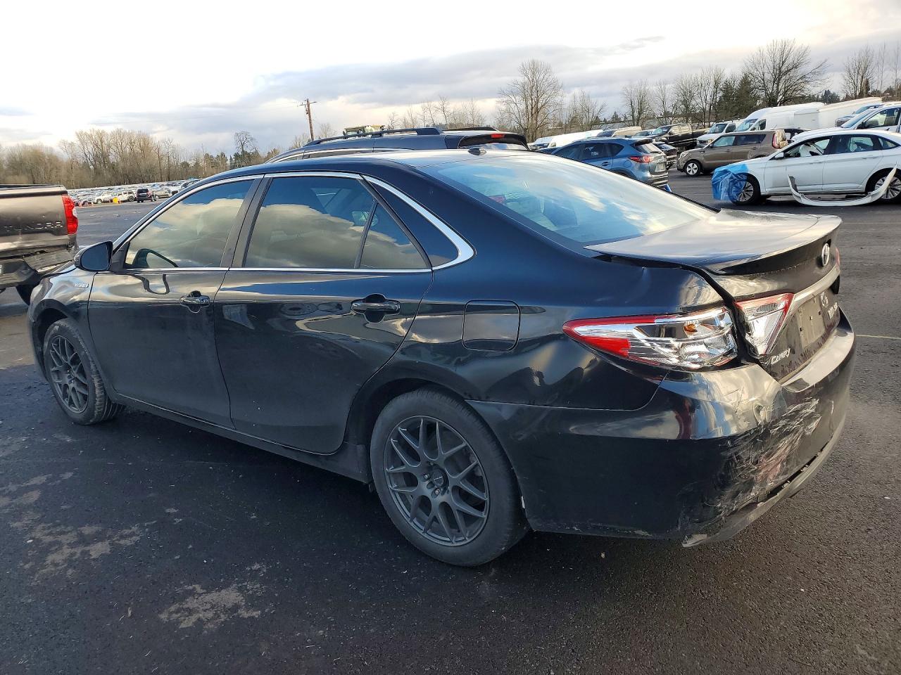 2017 TOYOTA CAMRY