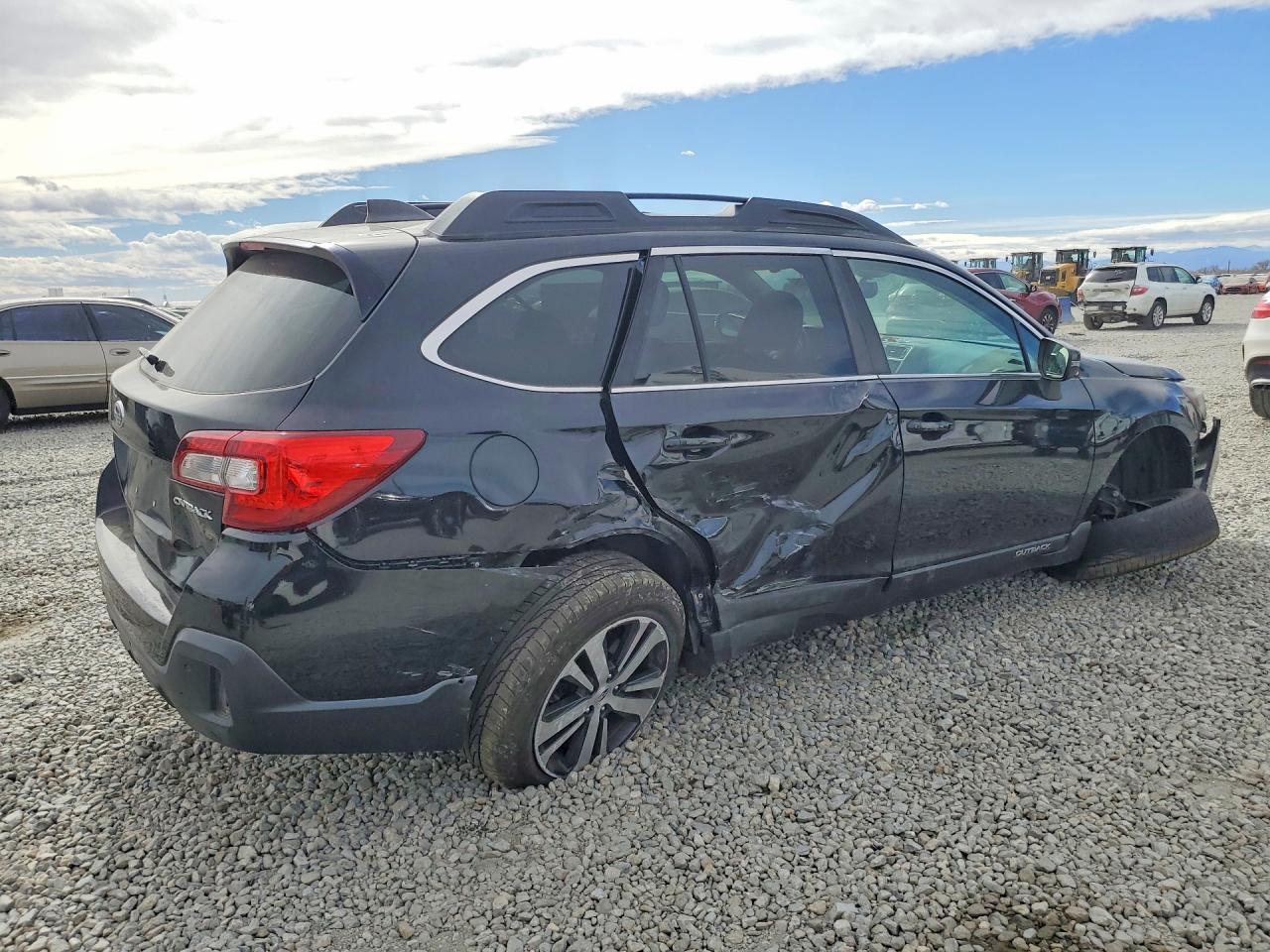 2019 SUBARU Outback