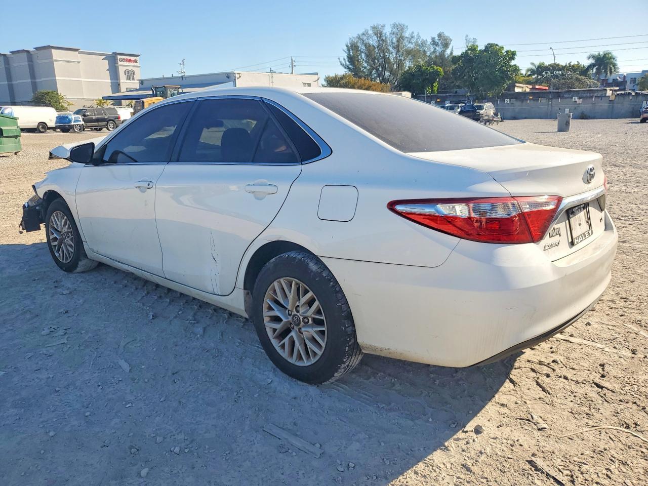 2017 TOYOTA CAMRY