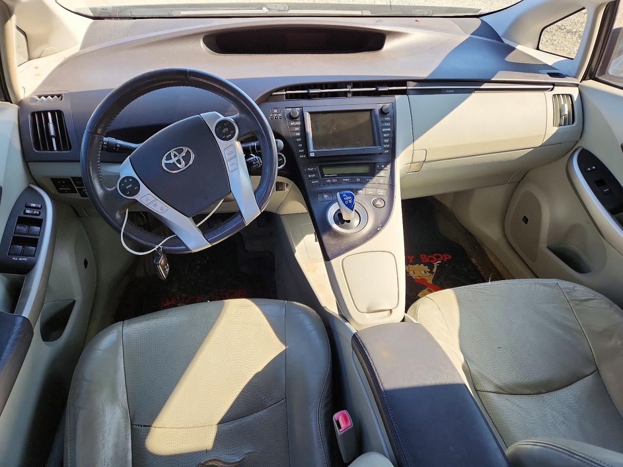 2010 TOYOTA PRIUS