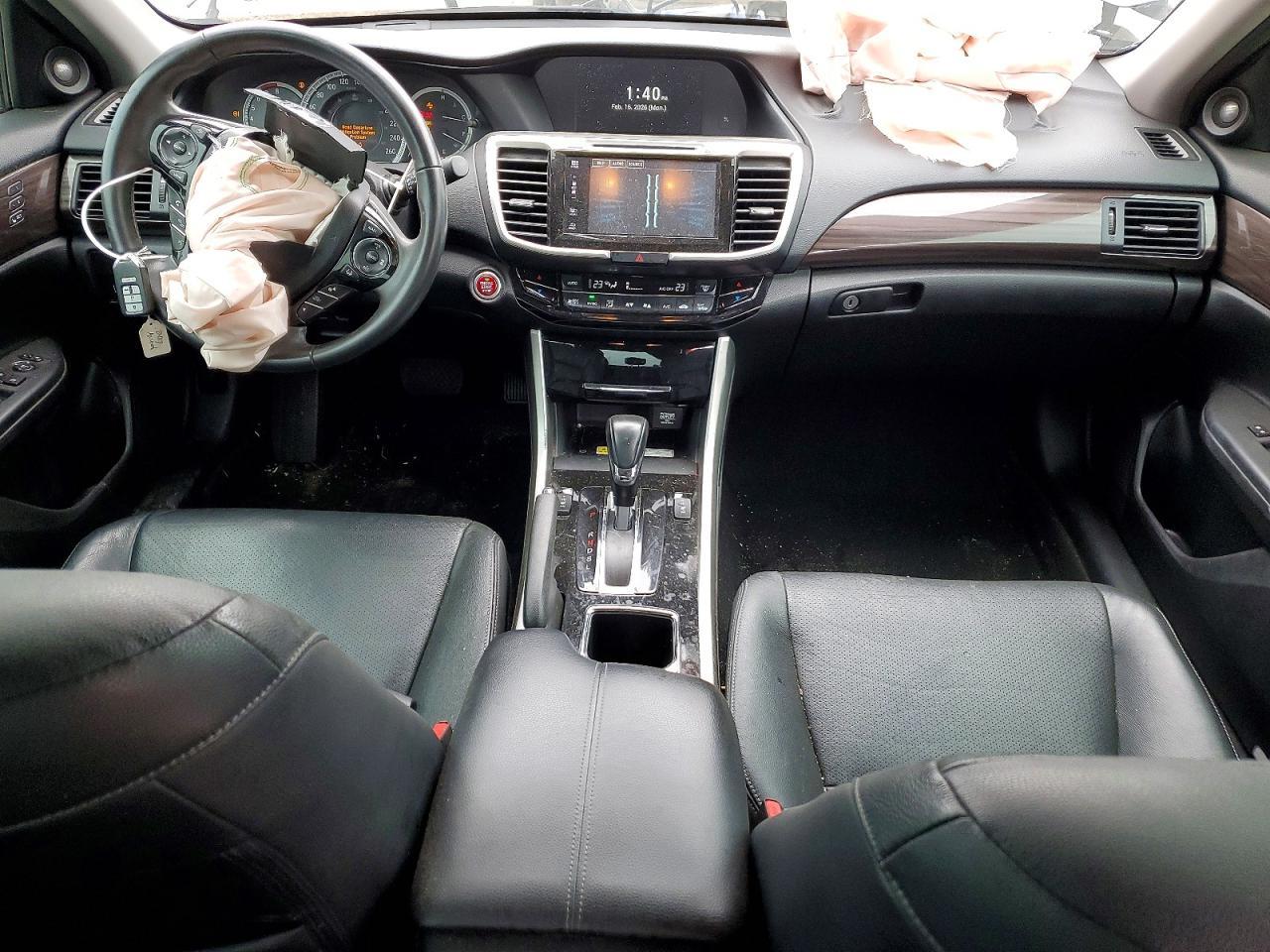 2017 HONDA ACCORD