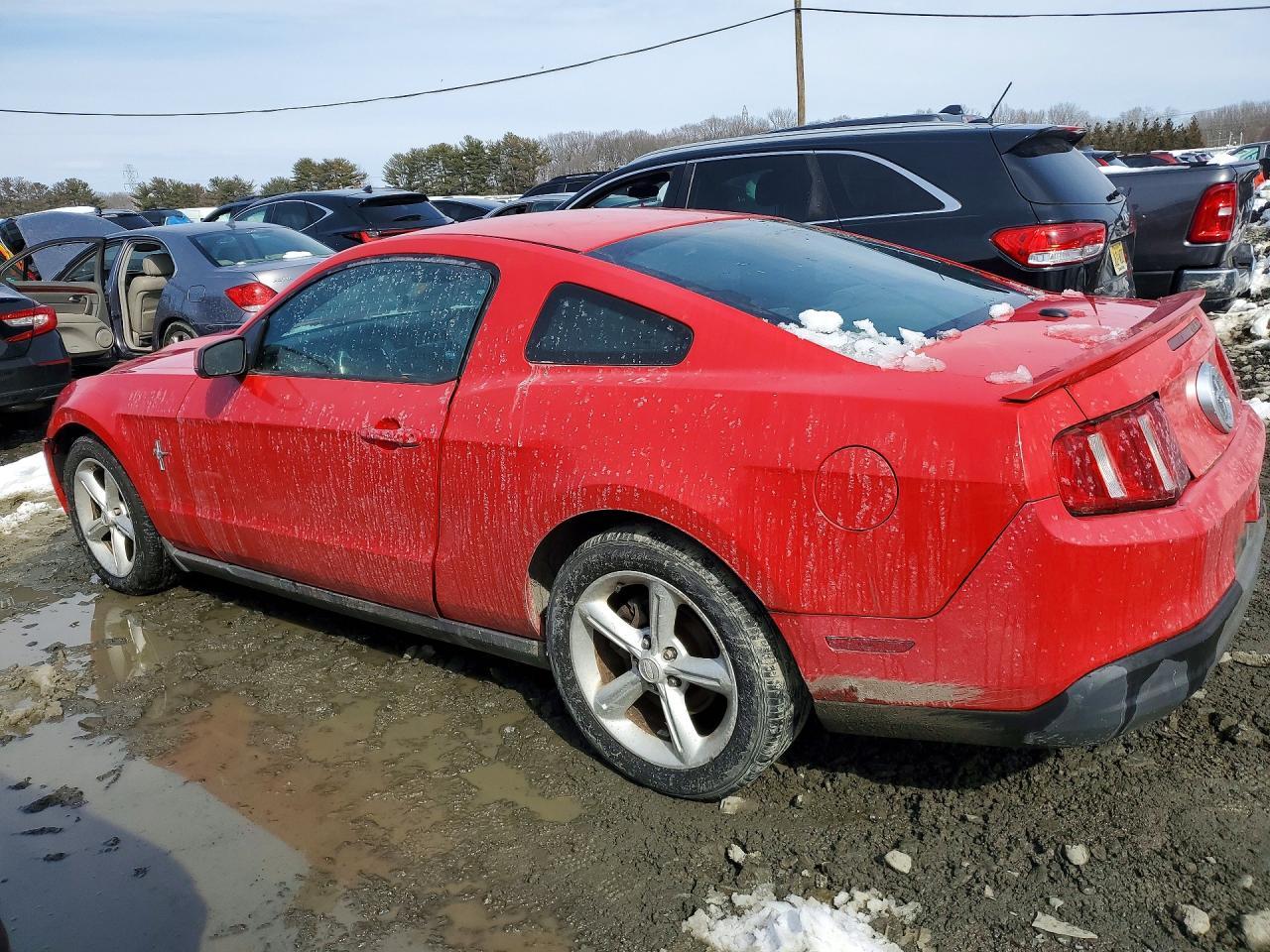 2010 FORD MUSTANG