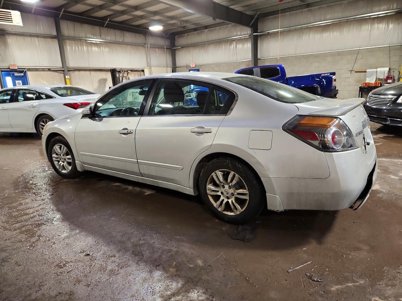 2012 NISSAN ALTIMA