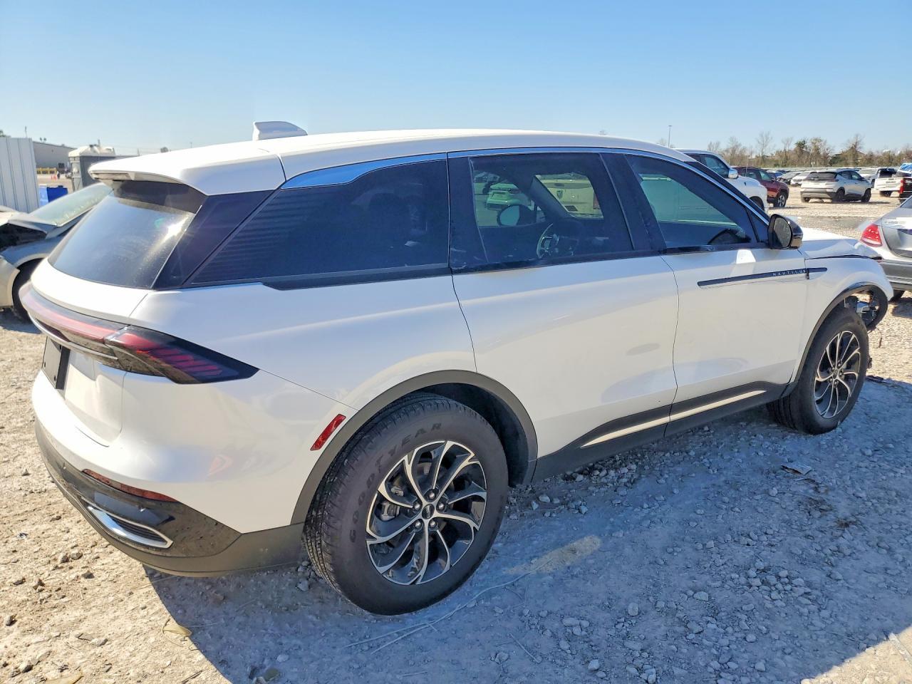 2025 LINCOLN Nautilus