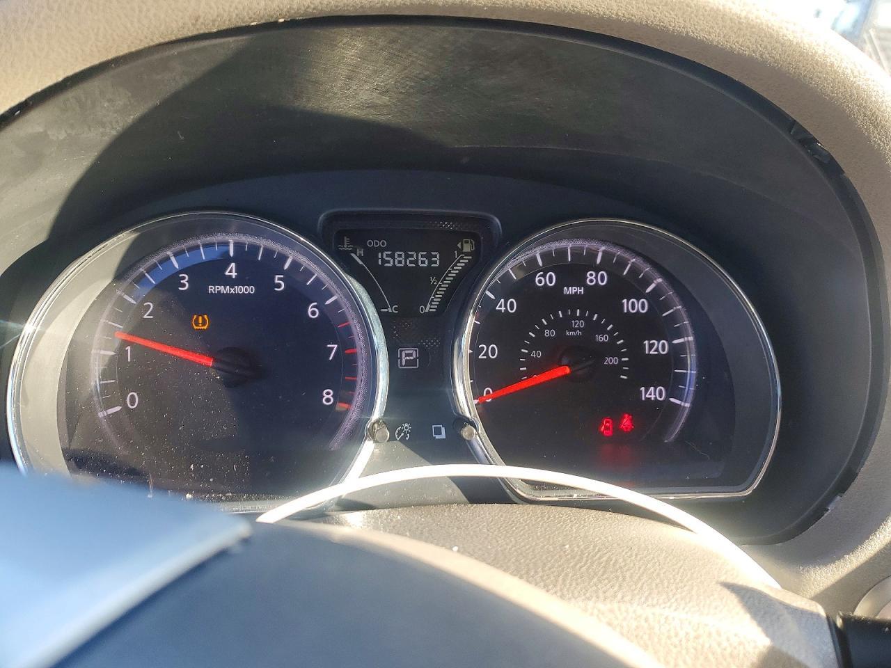 2015 NISSAN VERSA