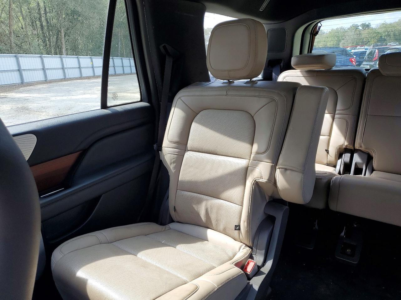 2023 LINCOLN Navigator