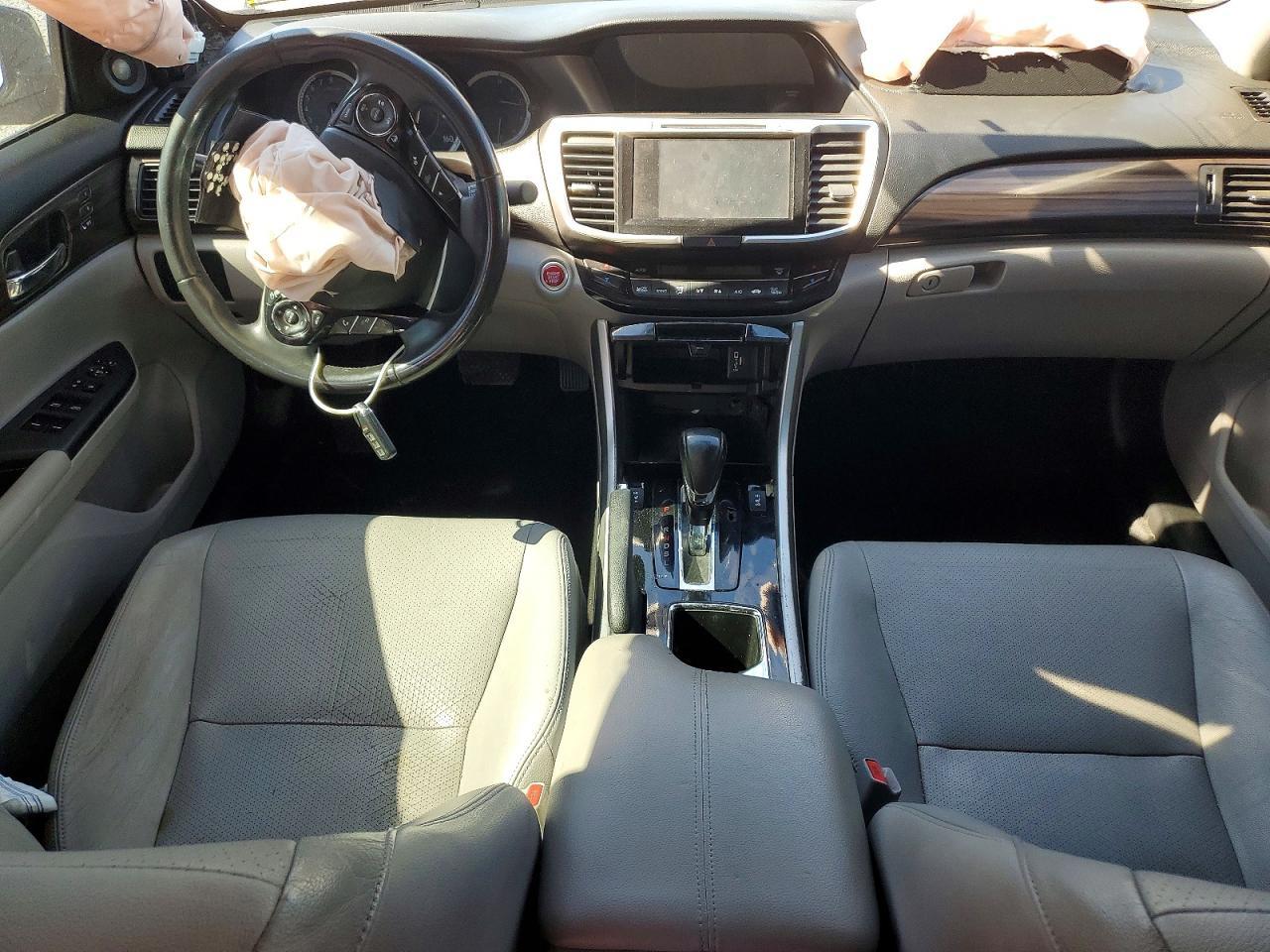 2017 HONDA ACCORD