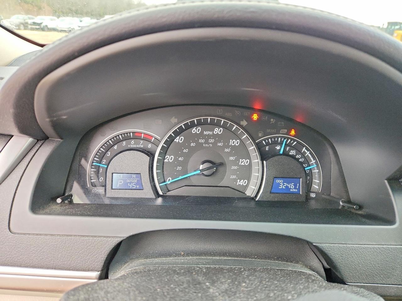 2014 TOYOTA CAMRY