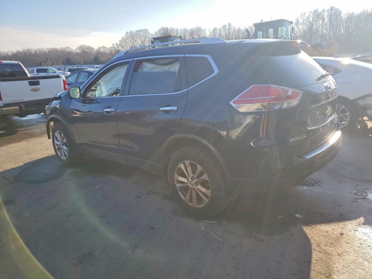 2016 NISSAN ROGUE