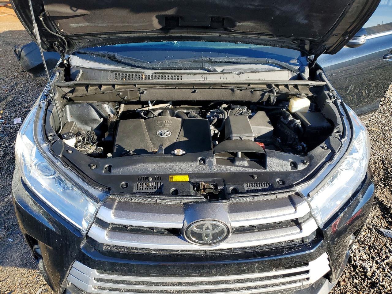 2018 TOYOTA HIGHLANDER