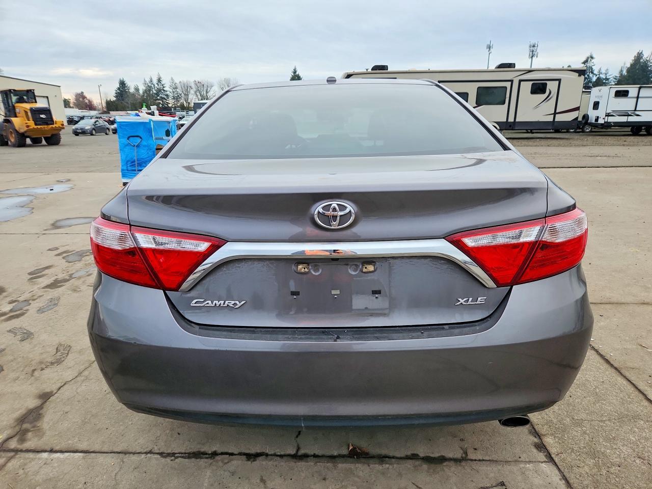 2017 TOYOTA CAMRY