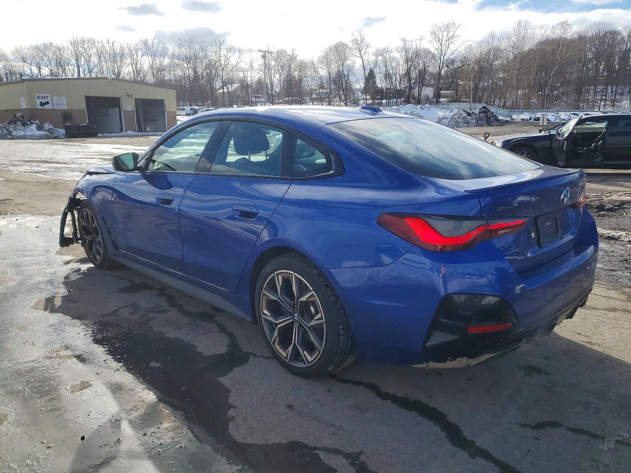 2023 BMW M440i