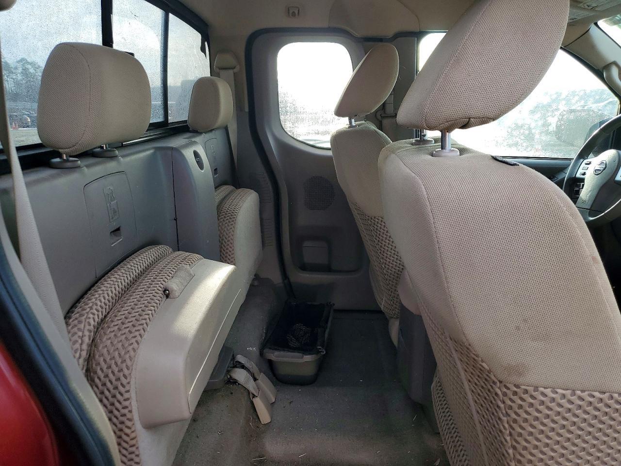 2016 NISSAN Frontier