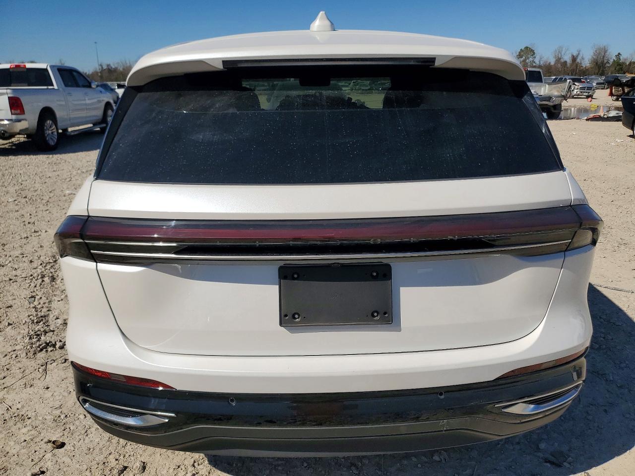 2025 LINCOLN Nautilus