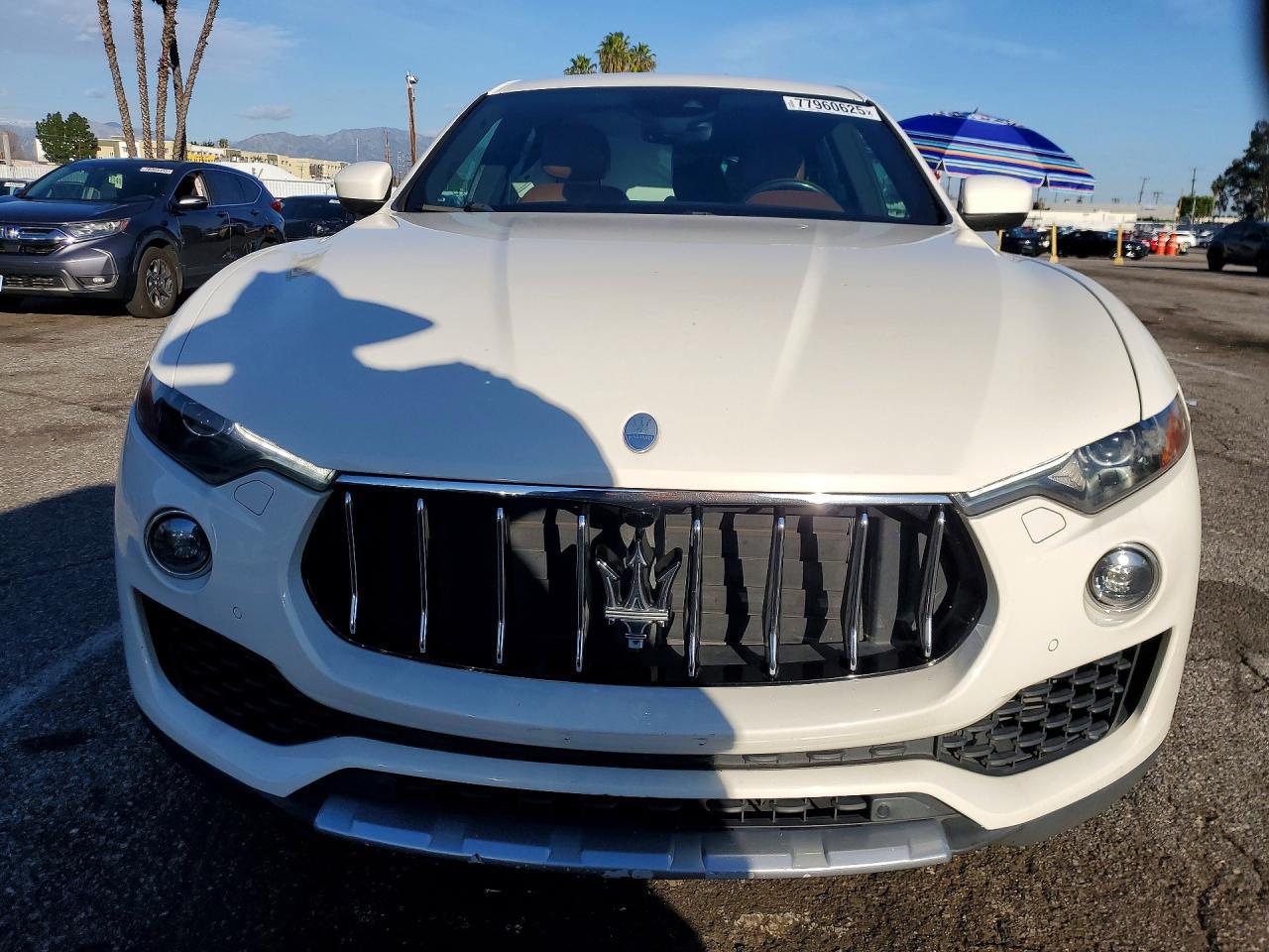 2017 MASERATI Levante