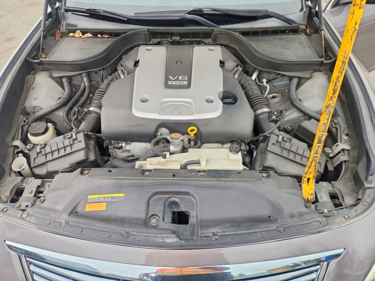 2012 INFINITI G37