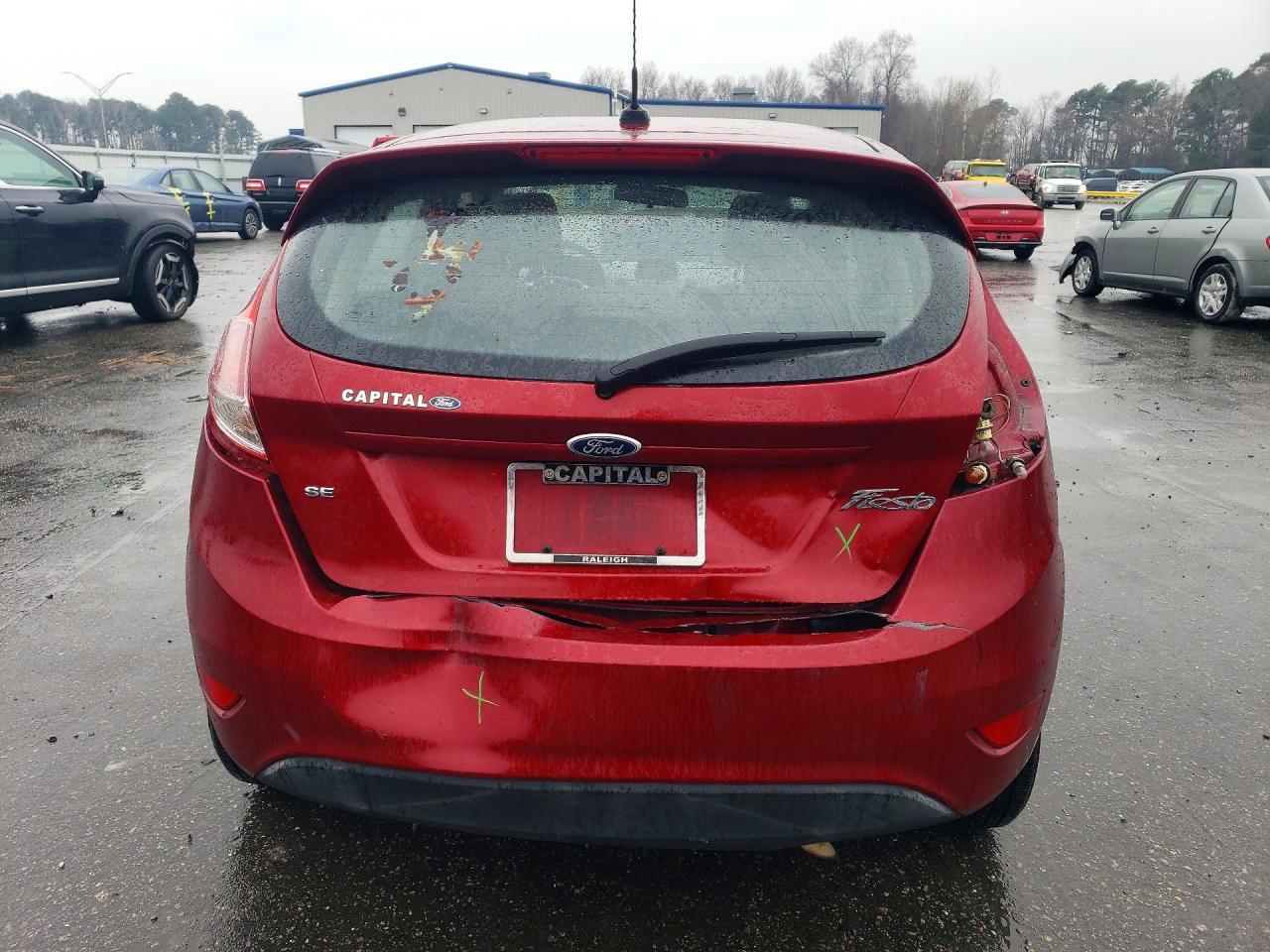 2016 FORD Fiesta