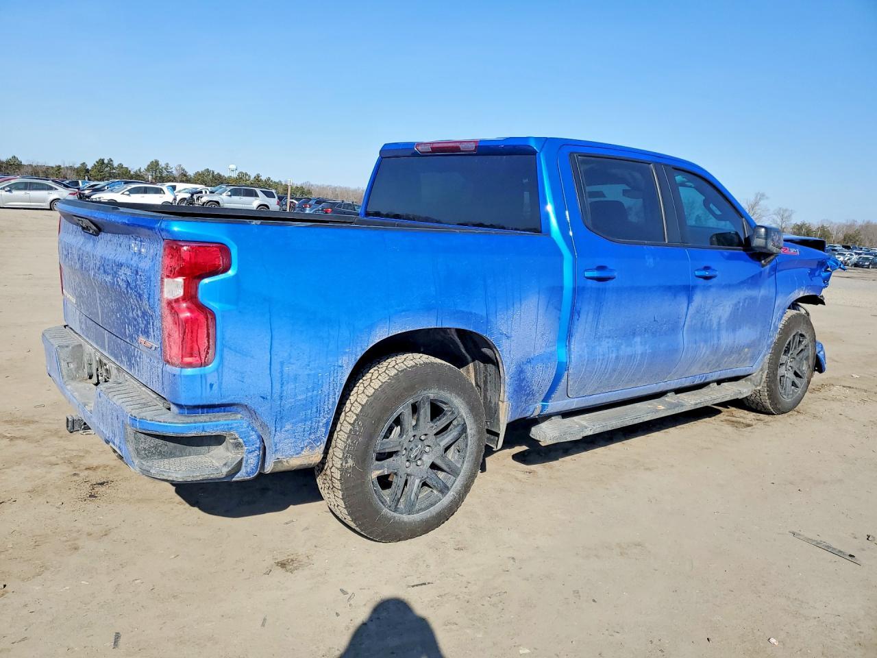 2025 CHEVROLET Silverado